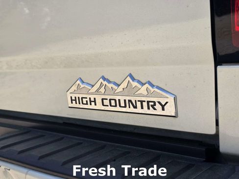 Used 2015 Chevrolet Silverado 1500 High Country AWD/4WD image 7