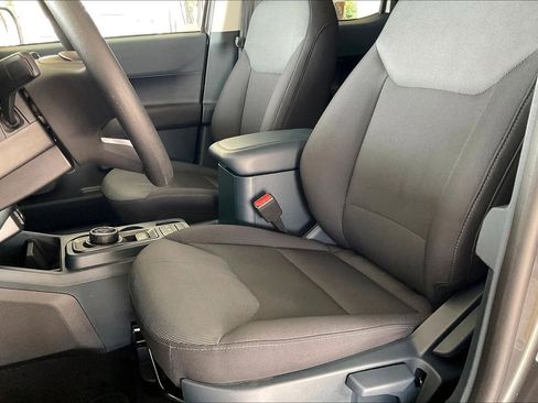 Used 2023 Ford Maverick XL FWD image 17