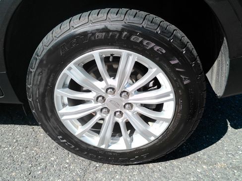 Certified 2019 Cadillac XT5 AWD image 27
