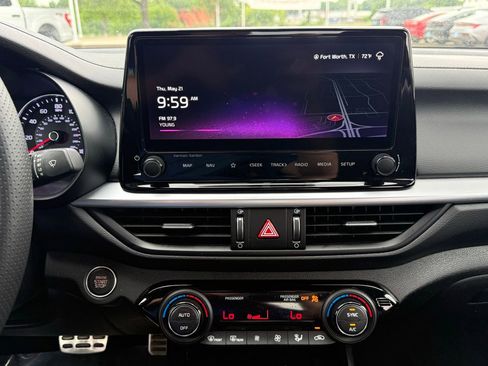 Used 2023 Kia Forte GT-Line w/ GT-Line Premium Package FWD image 15