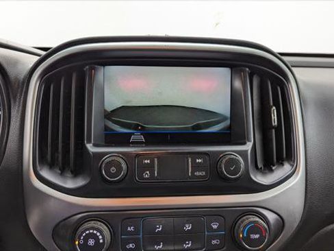 Used 2022 Chevrolet Colorado LT w/ Fleet Safety Package image 23