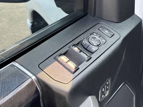 Used 2020 Ford F350 Platinum AWD/4WD image 36