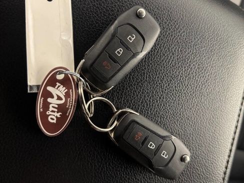 Used 2022 Ford F250 Lariat image 59