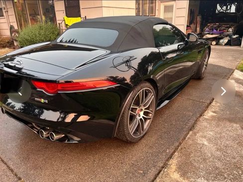 Used 2017 Jaguar F-TYPE R AWD/4WD image 6