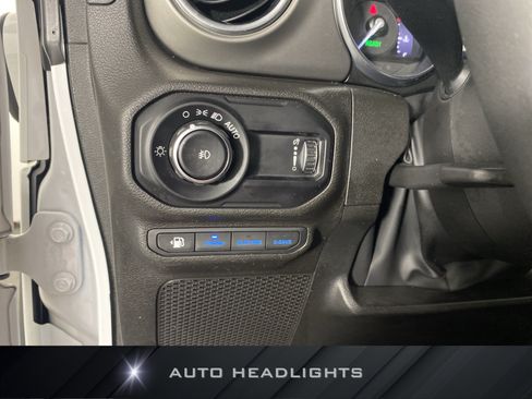 Used 2023 Jeep Wrangler Unlimited Rubicon 4xe w/ Cold Weather Group AWD/4WD image 25