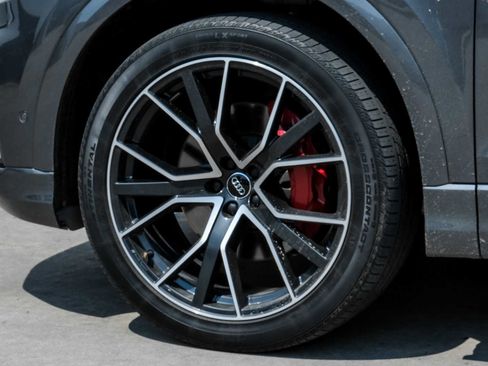 Used 2020 Audi Q8 Premium Plus w/ Premium Plus Package image 65