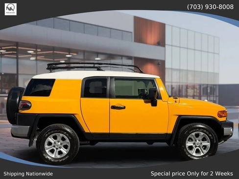 Used 2007 Toyota FJ Cruiser 4WD image 10
