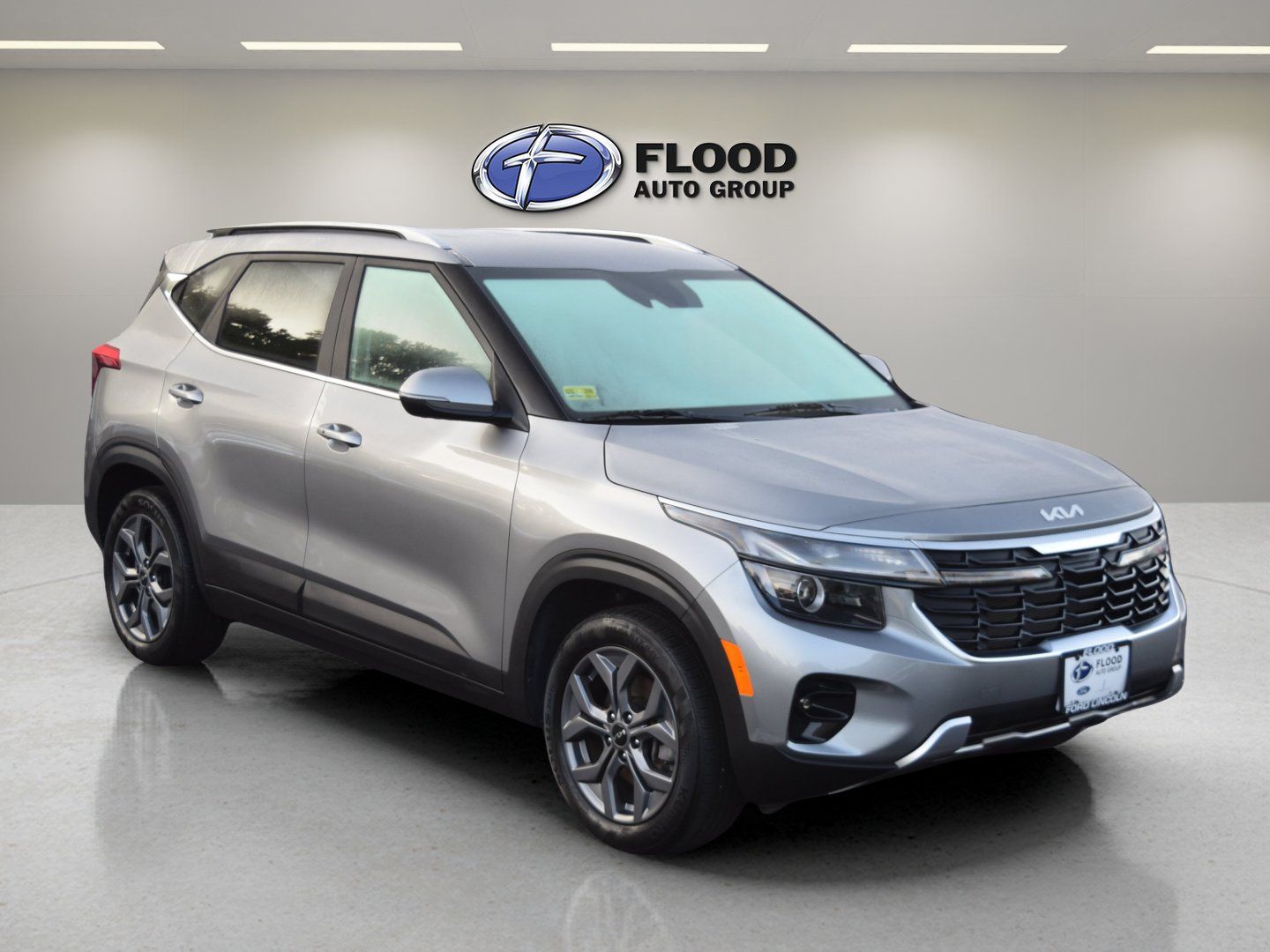 Used 2024 Kia Seltos S AWD/4WD image 1