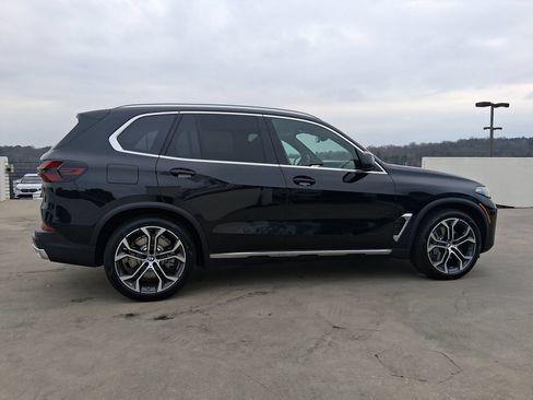 Used 2026 BMW X5 xDrive50e w/ Premium Package AWD/4WD image 7