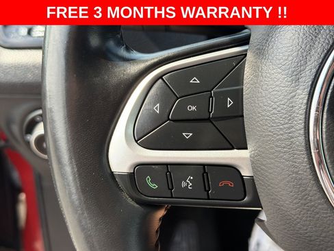 Used 2019 Jeep Compass Latitude AWD/4WD image 39