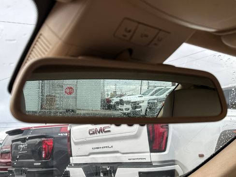 Used 2015 Mercedes-Benz SL 63 AMG image 22