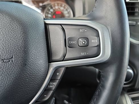 Used 2023 RAM 1500 Big Horn AWD/4WD image 12