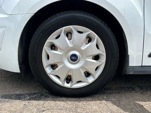 Used 2018 Ford Transit Connect XLT FWD image 12