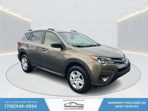 Used 2013 Toyota RAV4 LE AWD/4WD image 3
