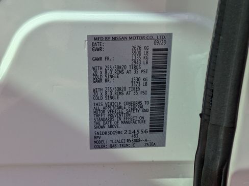 Used 2024 Nissan Pathfinder Platinum FWD image 34