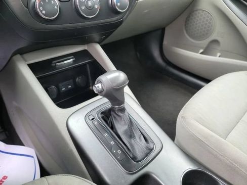 Used 2015 Kia Forte LX FWD image 18