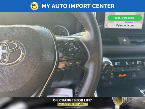 Used 2023 Toyota RAV4 SE image 16