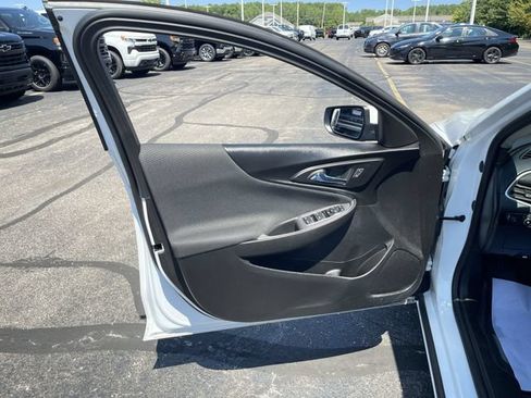 Used 2023 Chevrolet Malibu LT w/ LPO, Floor Liner Package FWD image 21