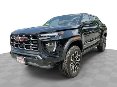 New 2025 GMC Canyon AT4 w/ Nightfall Edition