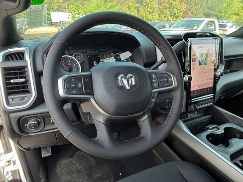 New 2026 RAM 3500 Big Horn AWD/4WD image 21