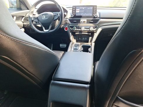 Used 2022 Honda Accord Sport image 30
