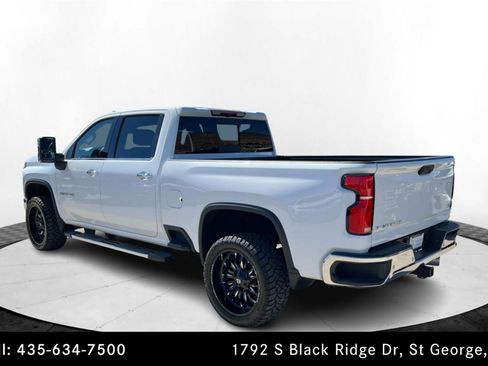 Used 2024 Chevrolet Silverado 3500 LTZ w/ LTZ Convenience Package image 3