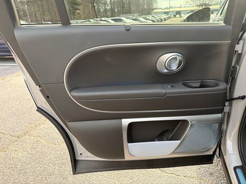 New 2026 Hyundai Ioniq 9 Calligraphy image 22