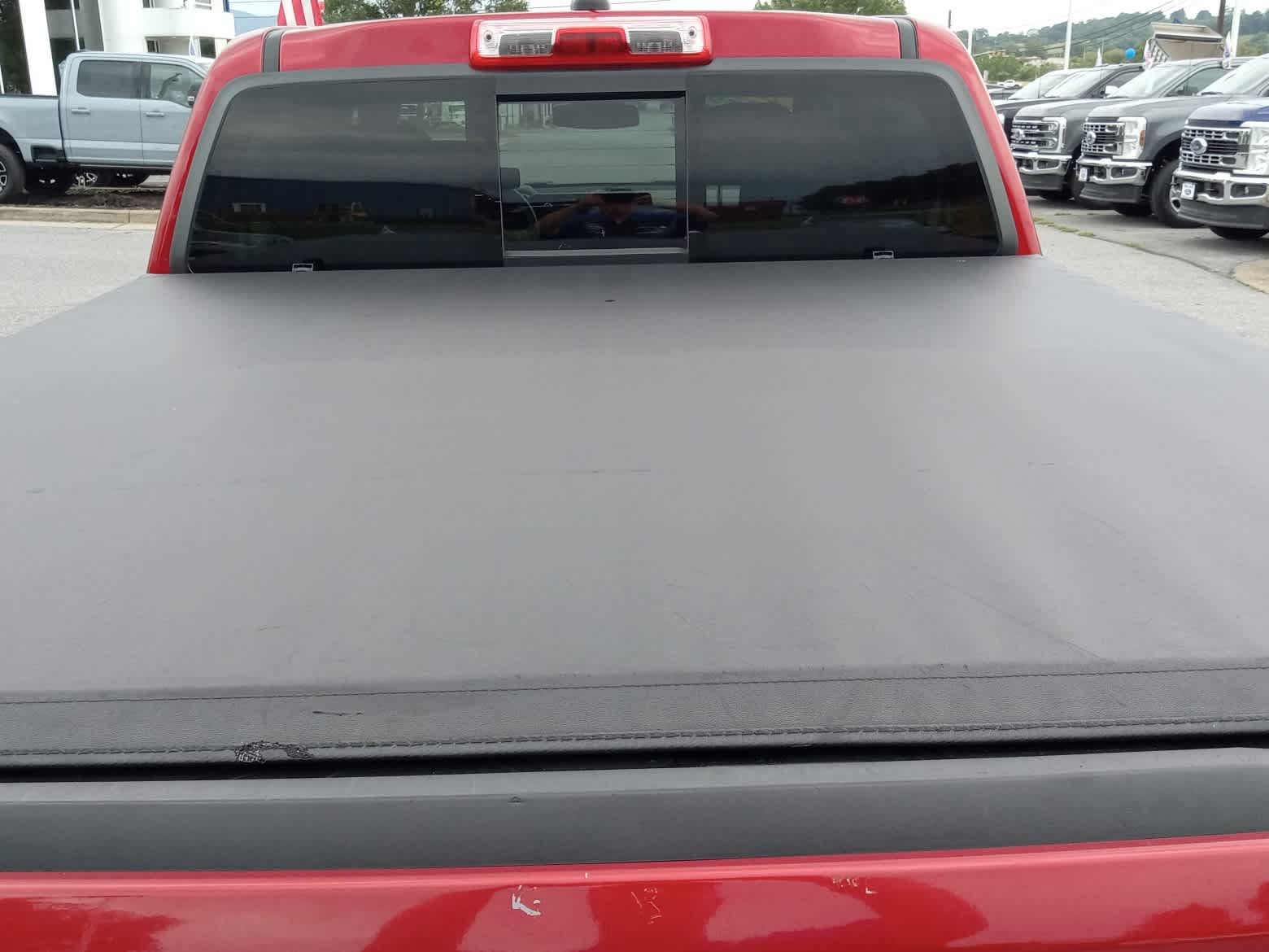 Used 2023 Chevrolet Colorado LT w/ LT Convenience Package III AWD/4WD image 9