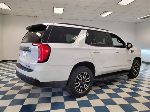Used 2021 GMC Yukon AT4 w/ Technology Package image 8