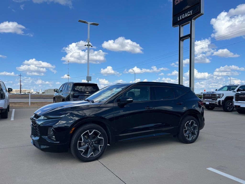 Used 2020 Chevrolet Blazer RS w/ LPO, Cargo Package FWD image 1