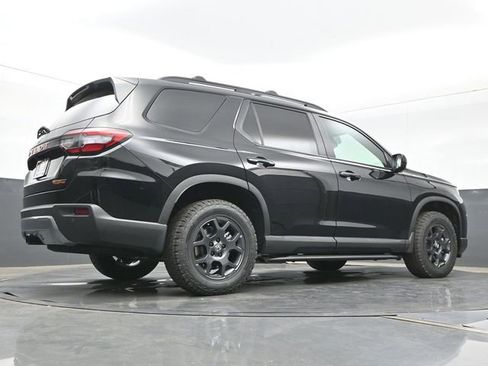 New 2026 Honda Pilot TrailSport image 24