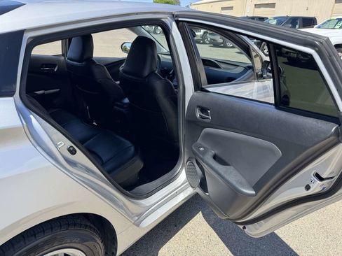 Used 2017 Toyota Prius Two w/ Prius Two Safety Plus Package FWD image 17
