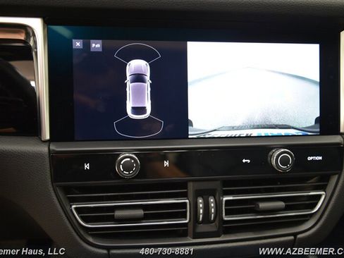 Used 2023 Porsche Macan image 33