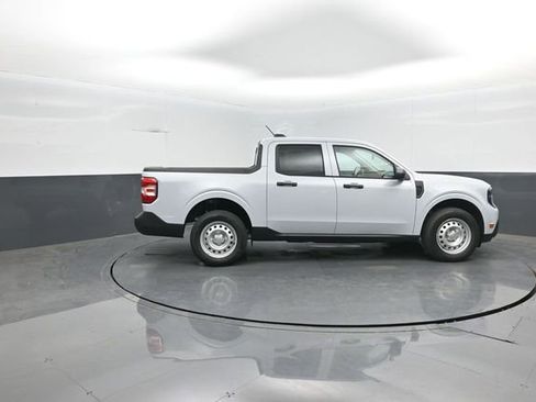 New 2026 Ford Maverick XL FWD image 8