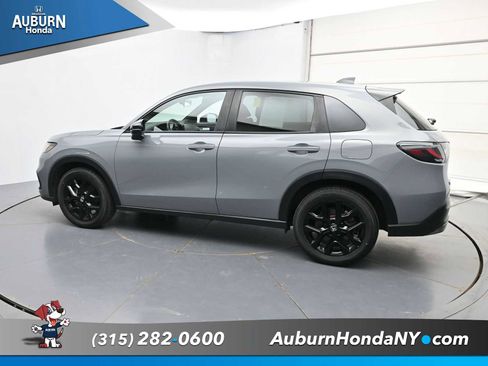 Used 2024 Honda HR-V Sport image 18
