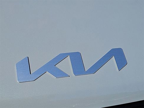 New 2026 Kia Sorento S image 12