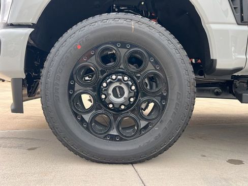 New 2026 Ford F350 Lariat w/ Black Appearance Package AWD/4WD image 12
