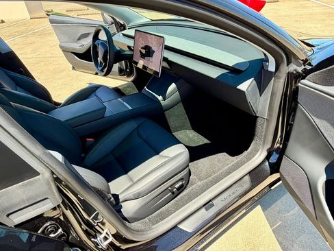 Used 2025 Tesla Model 3 RWD image 41