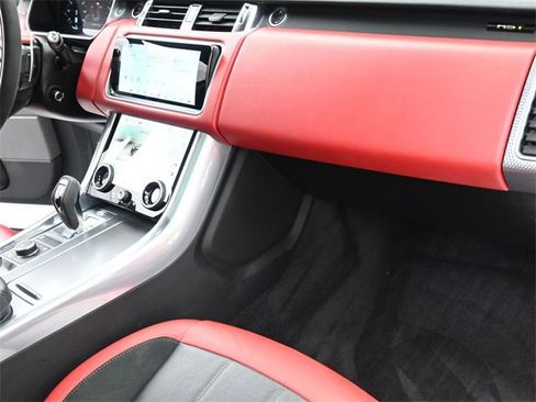 Used 2020 Land Rover Range Rover Sport HST image 29