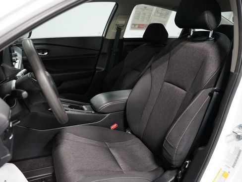 Used 2024 Honda Accord EX image 24