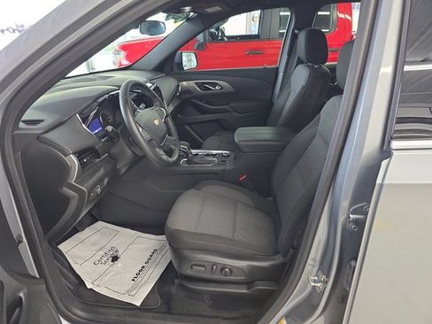 Used 2023 Chevrolet Traverse LT FWD image 13