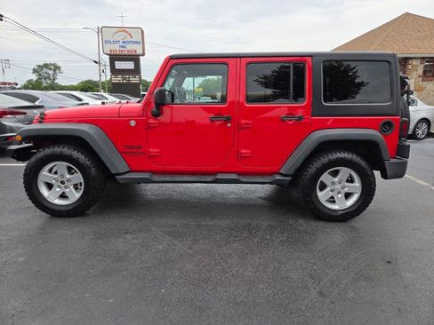 Used 2015 Jeep Wrangler Unlimited Sport w/ Quick Order Package 24S AWD/4WD image 3