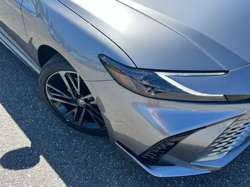 Used 2026 Toyota Camry XLE AWD/4WD image 2