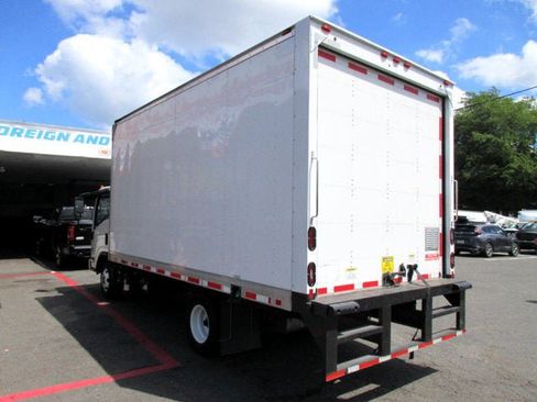 Used 2023 Chevrolet Low Cab Forward 4500HD RWD image 4