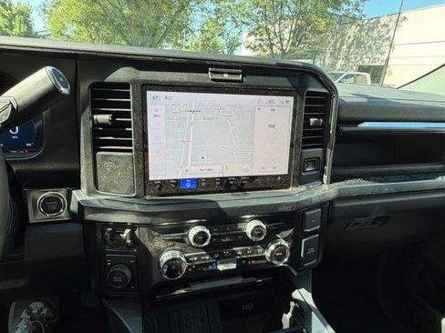Used 2025 Ford F250 Lariat AWD/4WD image 21