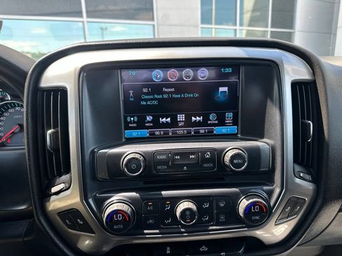 Used 2017 Chevrolet Silverado 1500 LT w/ All Star Edition AWD/4WD image 7