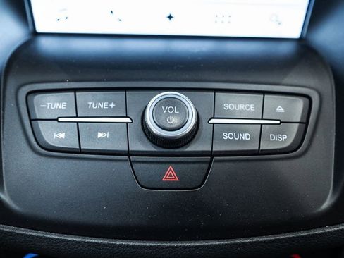 Used 2017 Ford Escape SE w/ Equipment Group 201A image 26