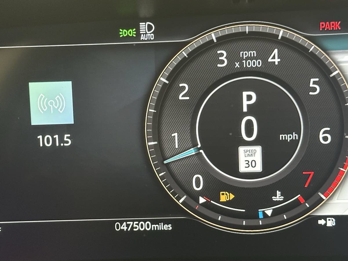 Used 2021 Jaguar F-PACE R-Dynamic S AWD/4WD image 36
