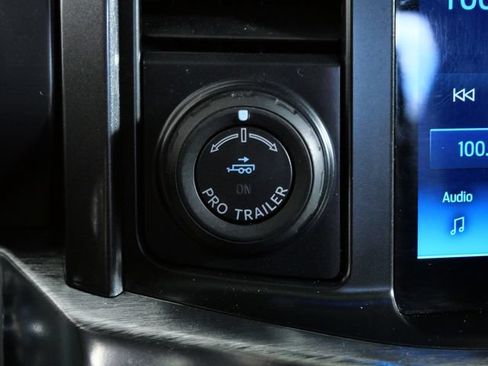 Used 2023 Ford F150 Lariat w/ Equipment Group 502A High AWD/4WD image 21