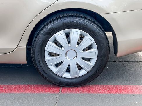 Used 2007 Toyota Camry LE image 10